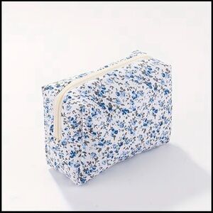 Blue Floral Zip Pouch Cosmetic Bag - Women